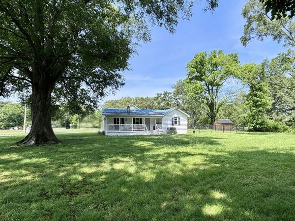 1466 Bible Crossing Rd , Winchester, TN 37398