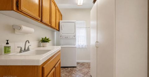 6141 Hall Ln, Carmichael, CA 95608 Photo