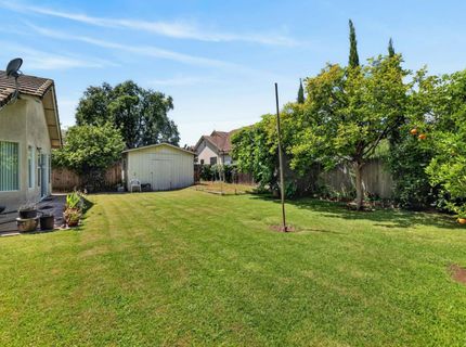 6141 Hall Ln, Carmichael, CA 95608 Photo