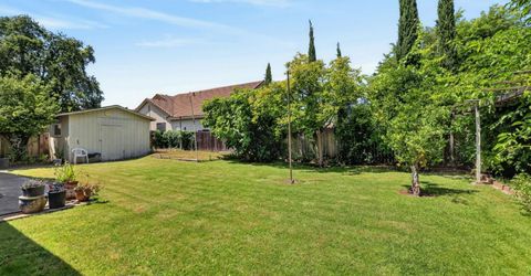 6141 Hall Ln, Carmichael, CA 95608 Photo