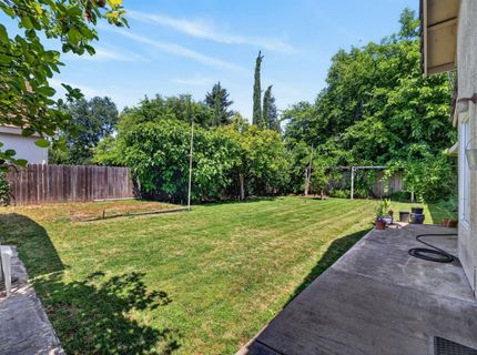 6141 Hall Ln, Carmichael, CA 95608 Photo