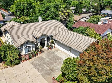 6141 Hall Ln, Carmichael, CA 95608 Photo