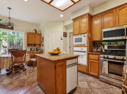 6141 Hall Ln, Carmichael, CA 95608 Photo
