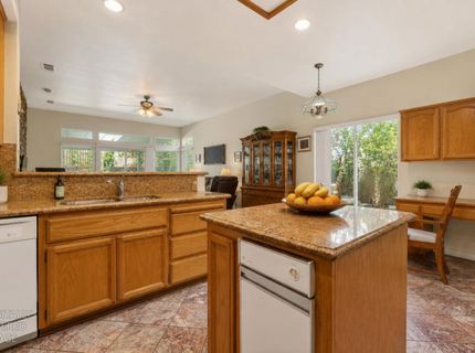6141 Hall Ln, Carmichael, CA 95608 Photo