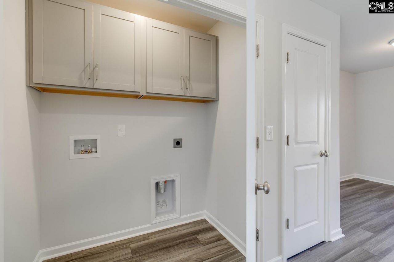 3060 Harborview Drive  Photo 14