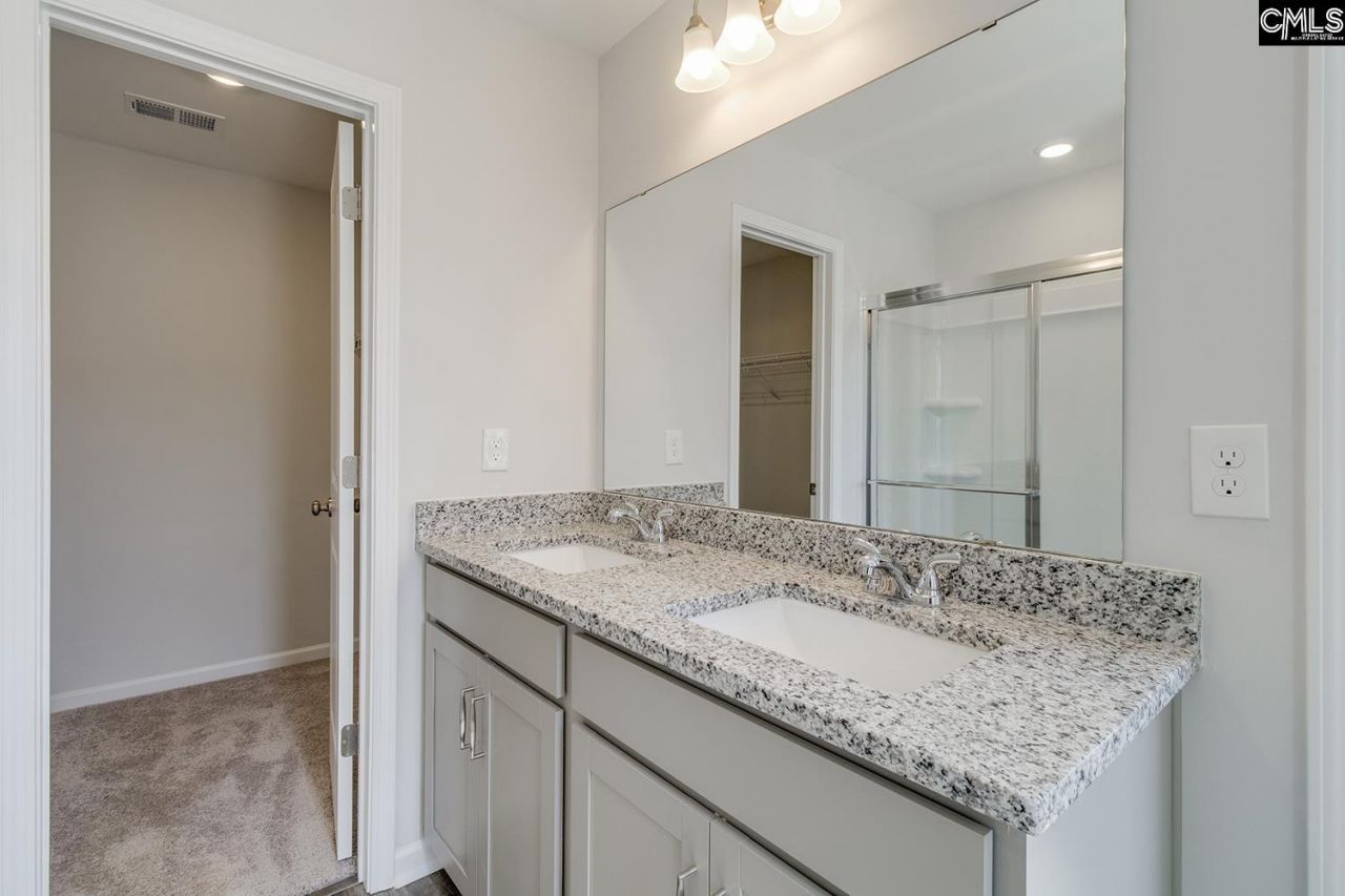 3060 Harborview Drive  Photo 20