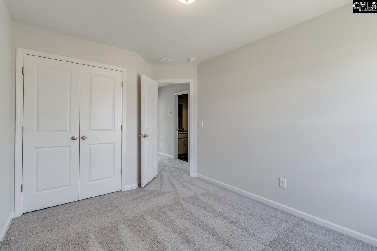 3060 Harborview Drive  Photo 25