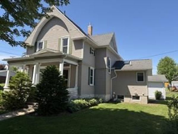 206 N Adams Street, Lancaster, WI 53813