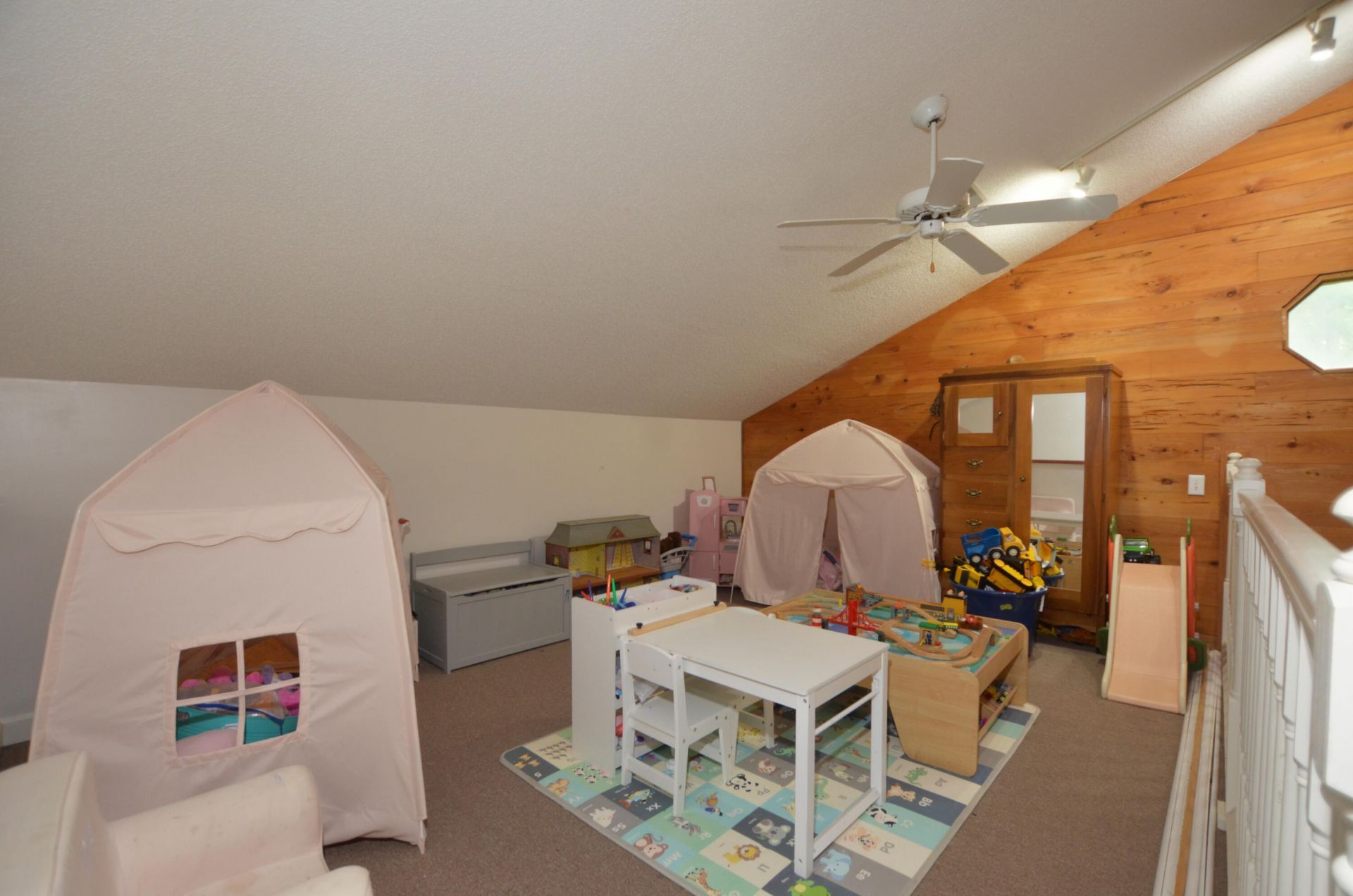 618 Five Fathom Road Photo 17