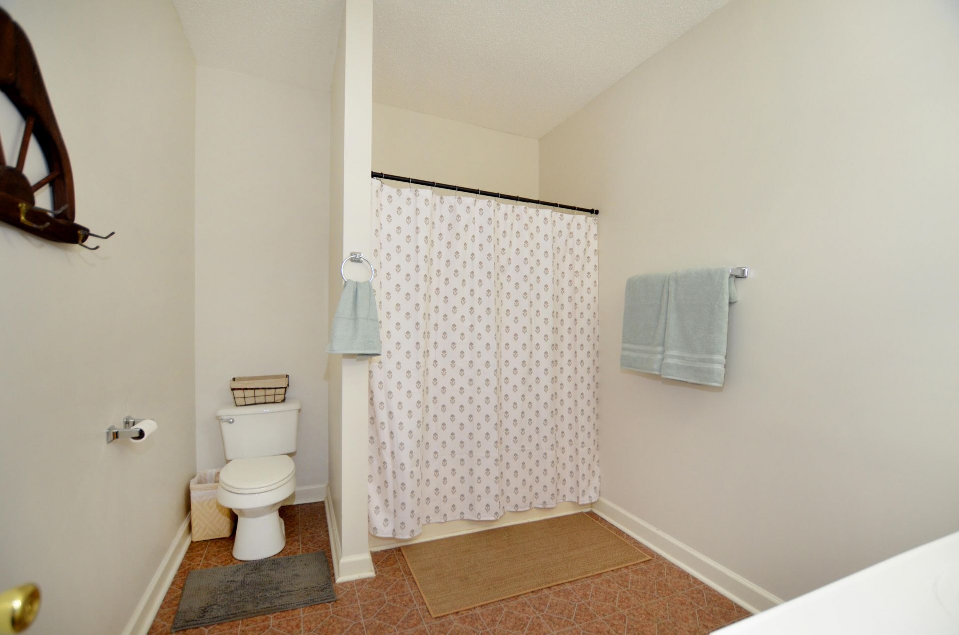 618 Five Fathom Road Photo 20