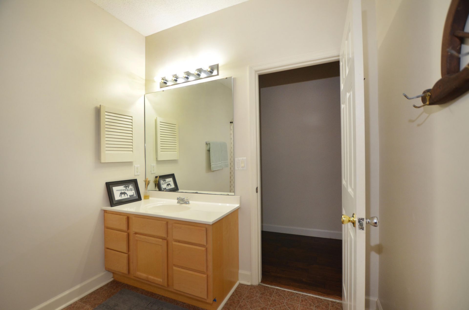 618 Five Fathom Road Photo 21