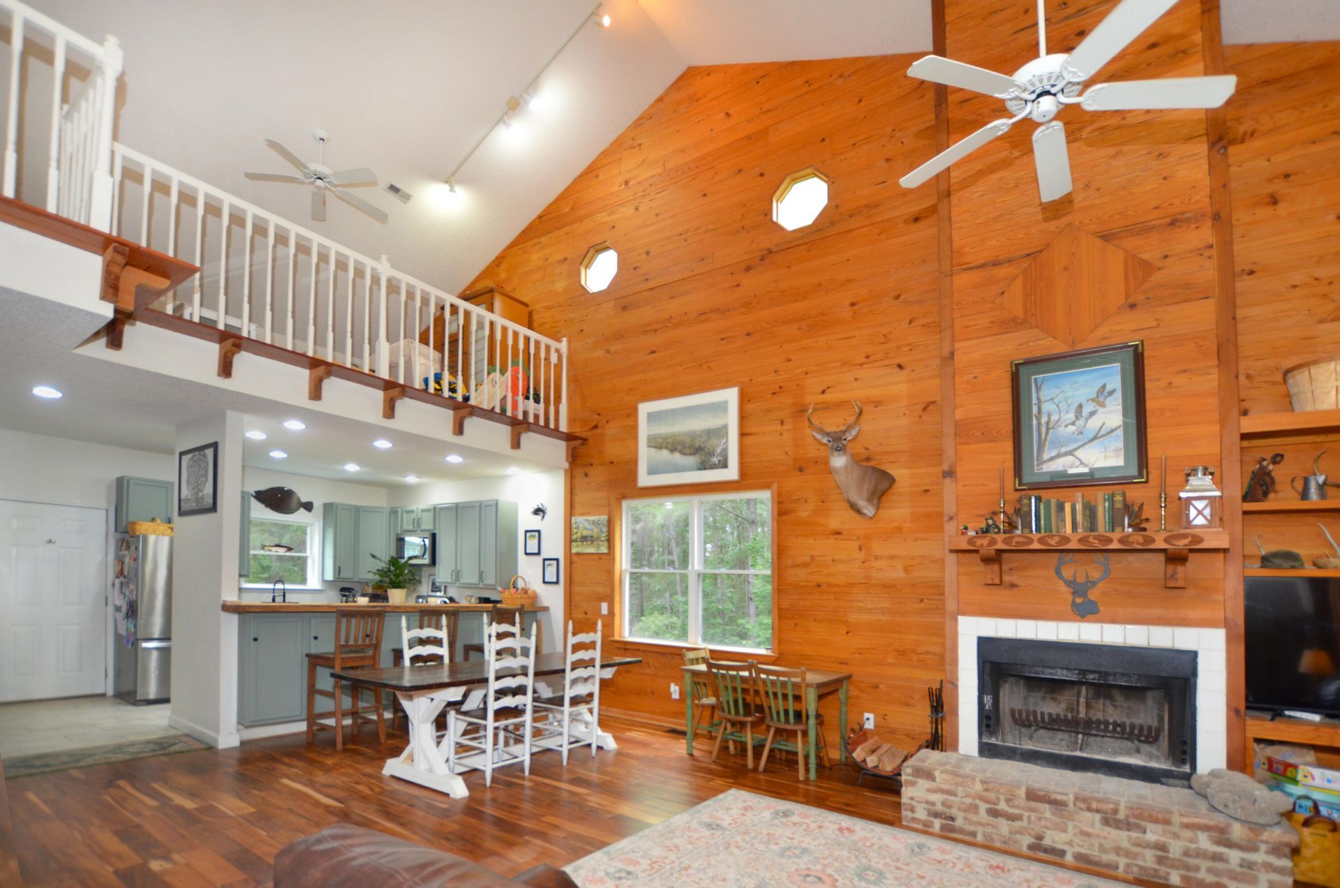 618 Five Fathom Road Photo 5