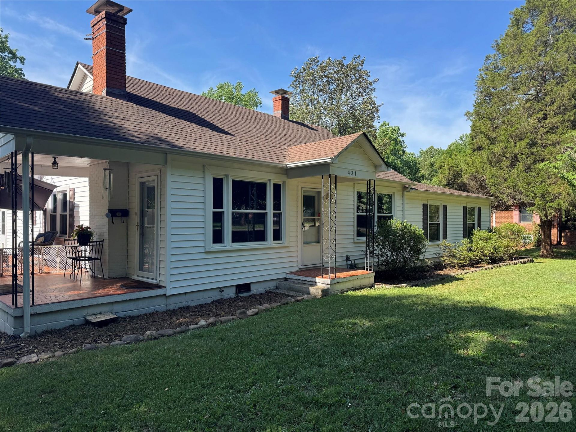 431 W 20th Street , Newton, NC 28658 Main Photo