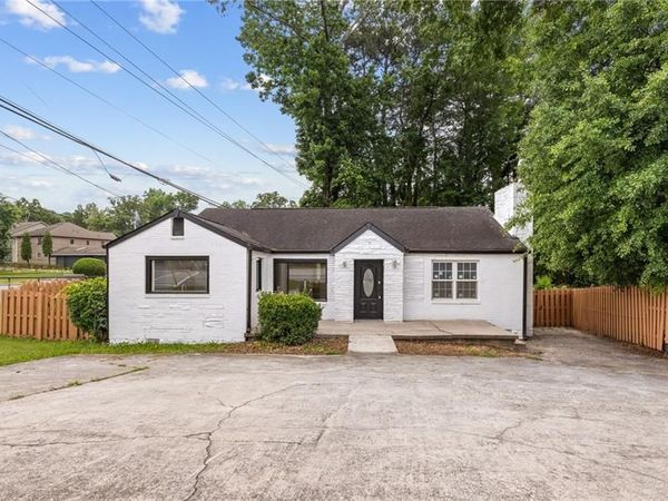 4829 Lavista Road , Tucker, GA 30084