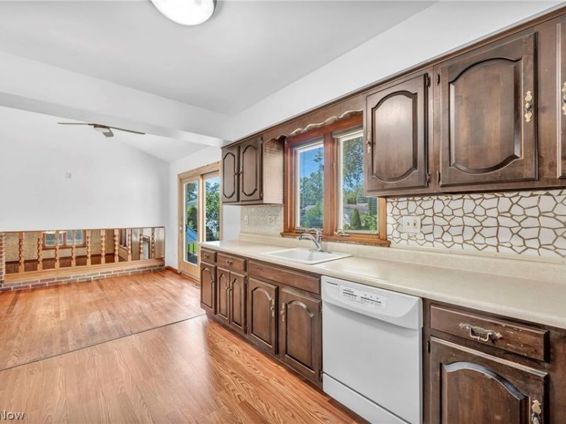 42988 Woodhill Drive , Elyria, OH 44035 Photo 17