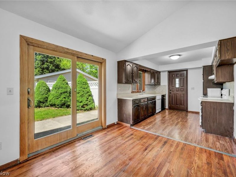 42988 Woodhill Drive , Elyria, OH 44035 Photo 18