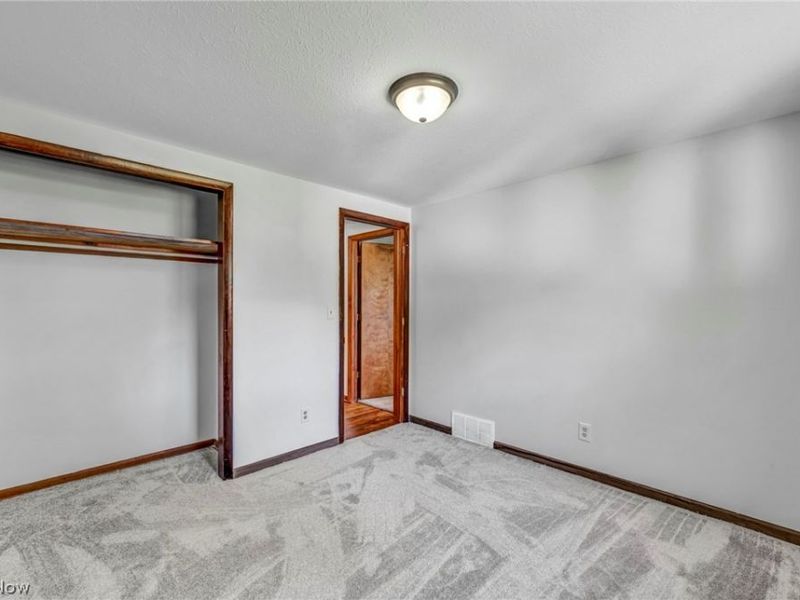 42988 Woodhill Drive , Elyria, OH 44035 Photo 22