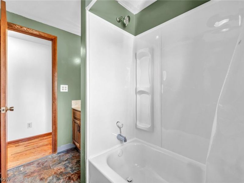 42988 Woodhill Drive , Elyria, OH 44035 Photo 32