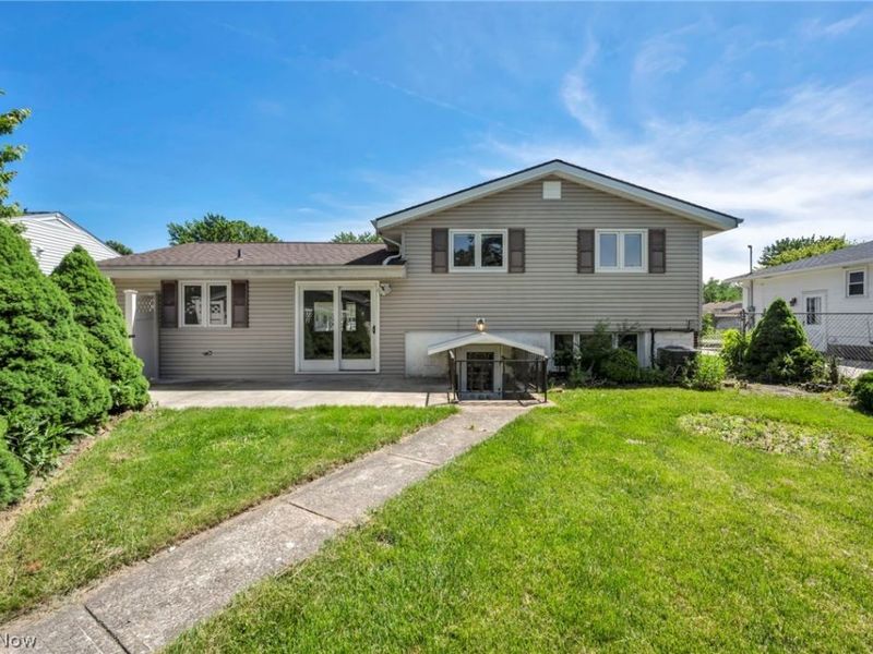 42988 Woodhill Drive , Elyria, OH 44035 Photo 43