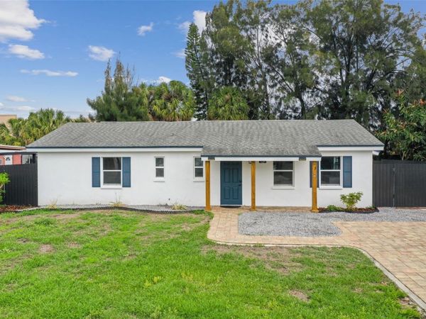 3905 W PAXTON AVENUE , TAMPA, FL 33611