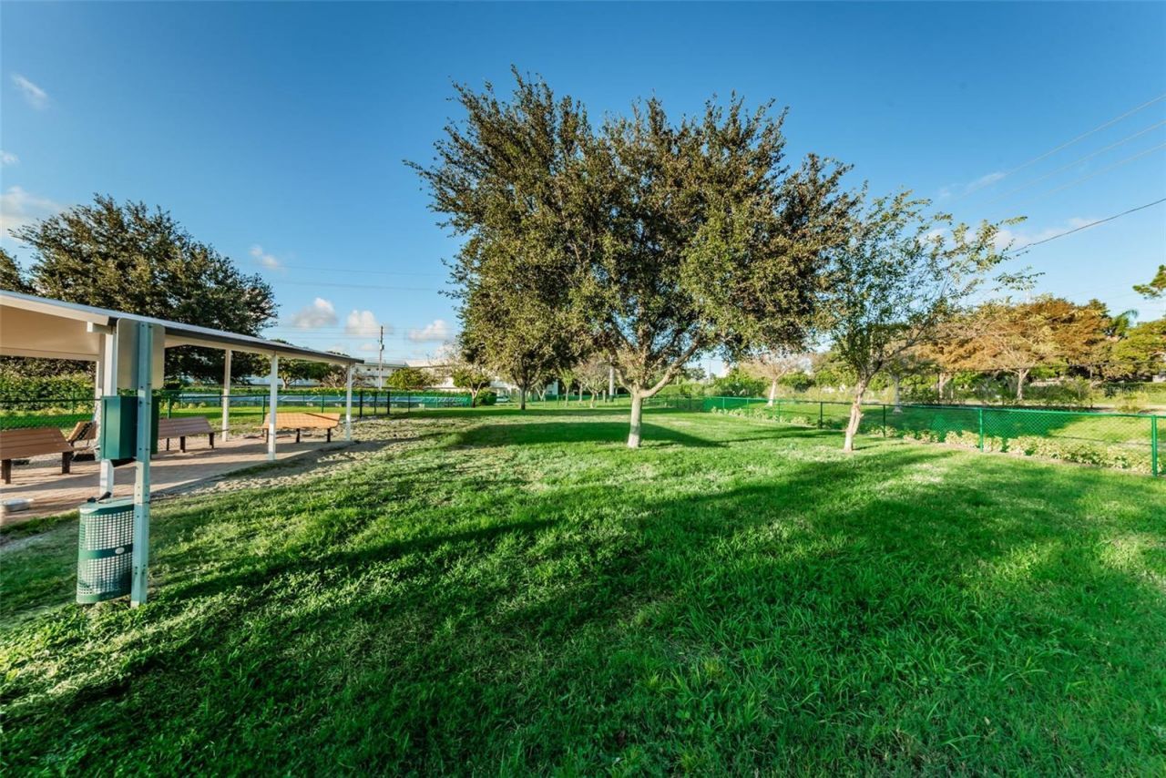 2384 Tahitian Lane, Unit 22, Clearwater, FL 33763 Photo
