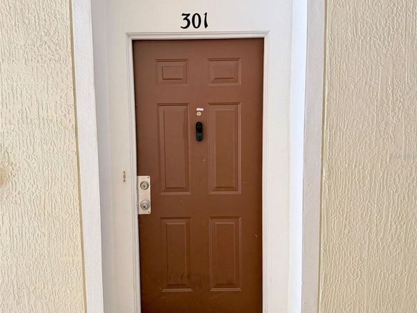 3190 DANTE DRIVE , Unit 301, ORLANDO, FL 32835