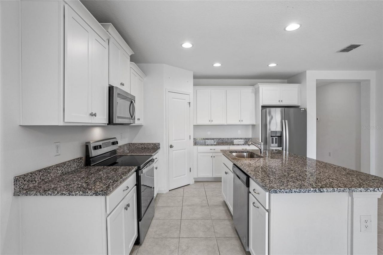 4022 Alissa Lane , Haines City, FL 33844 Photo