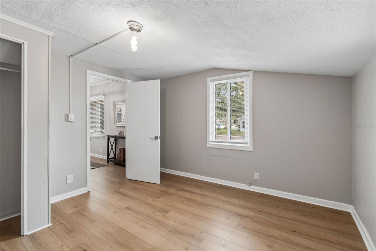 1004 Washington Avenue , Largo, FL 33770 Photo