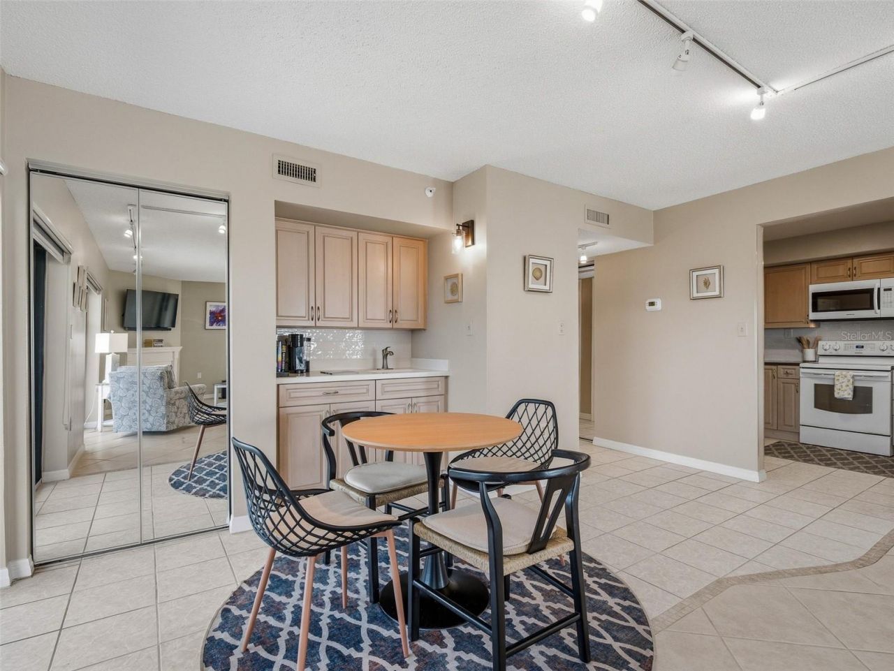 5207 S Atlantic Avenue, Unit 426, New Smyrna Beach, FL 32169 Photo