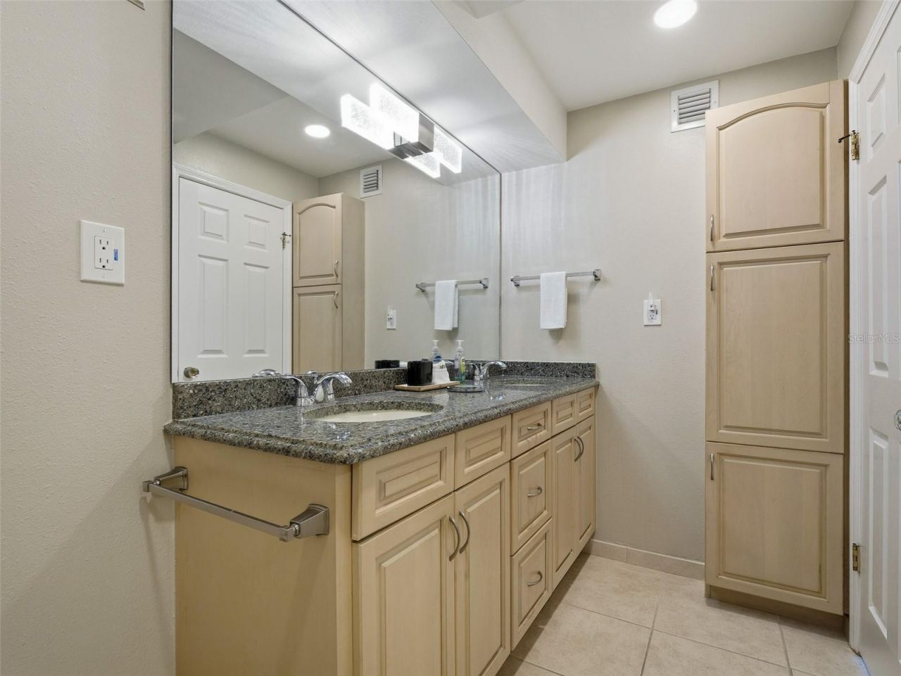 5207 S Atlantic Avenue, Unit 426, New Smyrna Beach, FL 32169 Photo