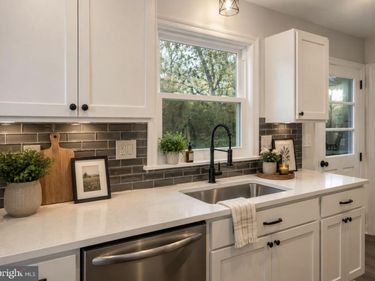 7389 BUNKER HILL ROAD, THE PLAINS, VA 20198
