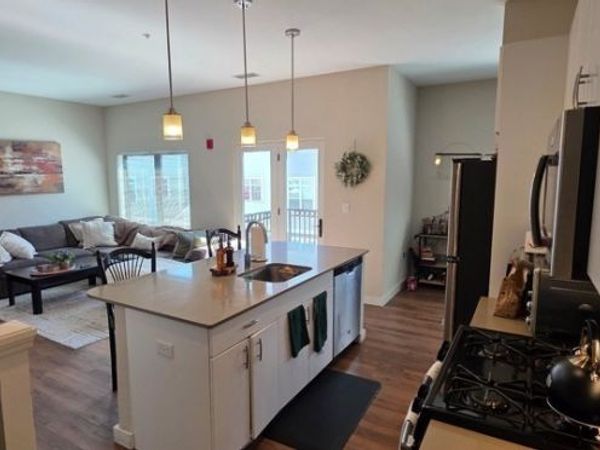 560 Moody, Unit 2-C, Waltham, MA 02452