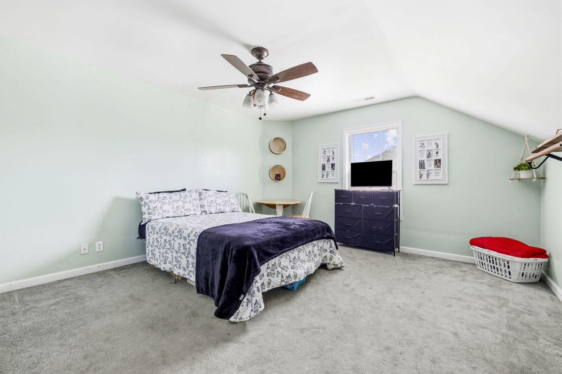 109 Wicklow Dr.  Photo 29