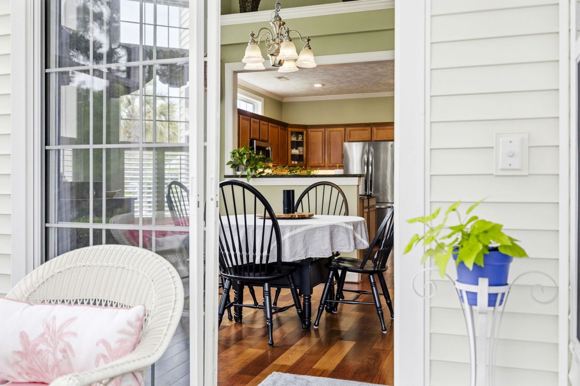 109 Wicklow Dr.  Photo 46