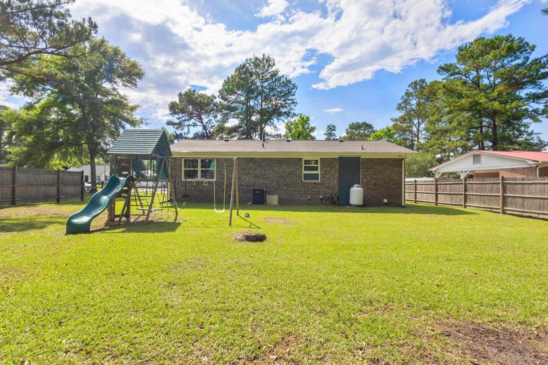 1829 Westridge Blvd.  Photo 24