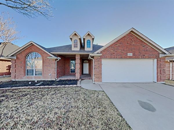 5813 Ozark Drive, Fort Worth, TX 76131