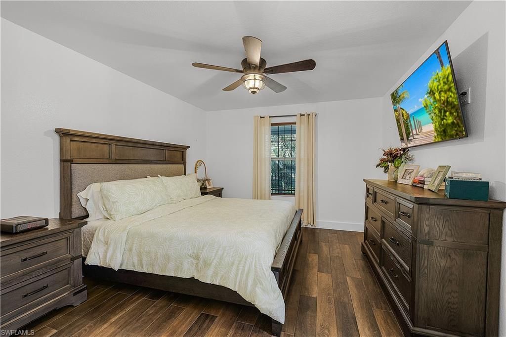 2551 Tamarind St, Saint James City, FL 33956 Photo