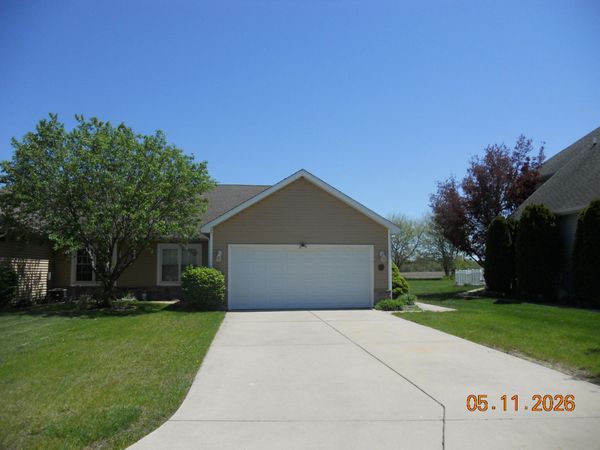 10597 Maine Drive , Crown Point, IN 46307