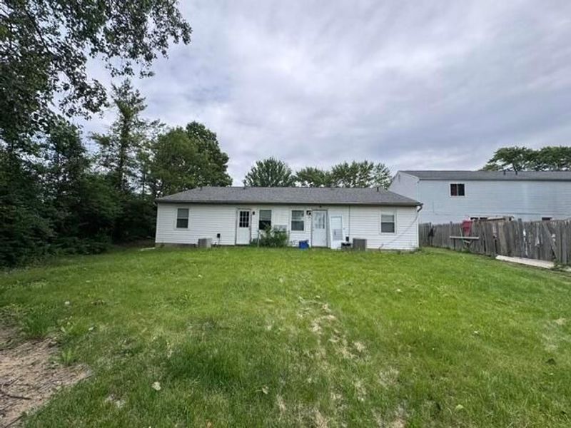 947-949 Westhaven Street, Columbus, OH 43228 Photo 2