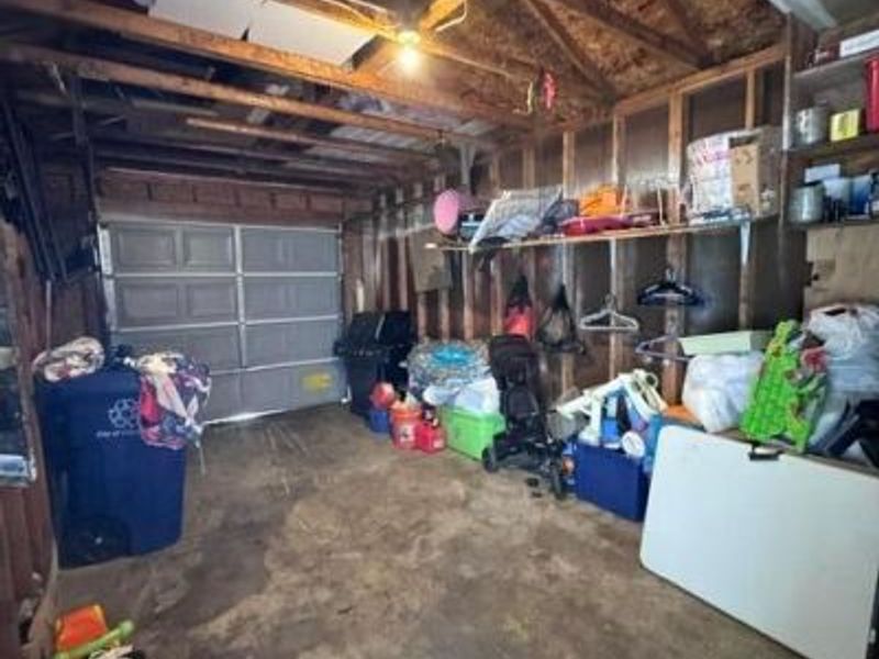 947-949 Westhaven Street, Columbus, OH 43228 Photo 8