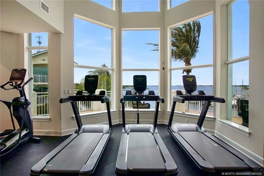 815 NW Flagler Avenue, Unit 204, Stuart, FL 34994 Photo
