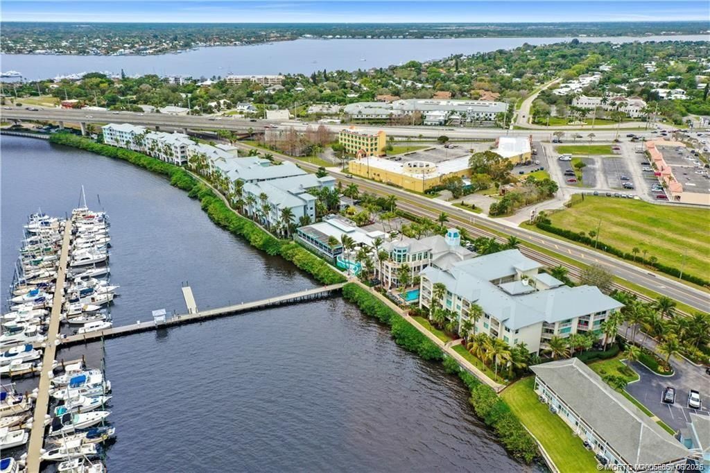815 NW Flagler Avenue, Unit 204, Stuart, FL 34994 Photo