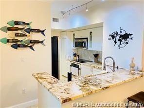 815 NW Flagler Avenue, Unit 204, Stuart, FL 34994 Photo