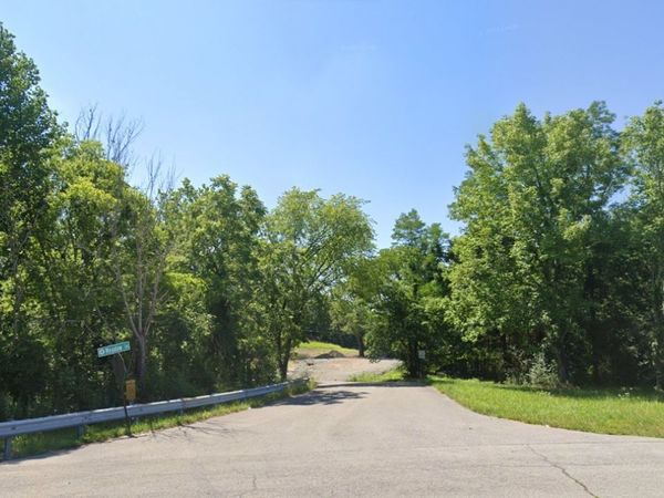 2111 Meadow Ln , Goodlettsville, TN 37072