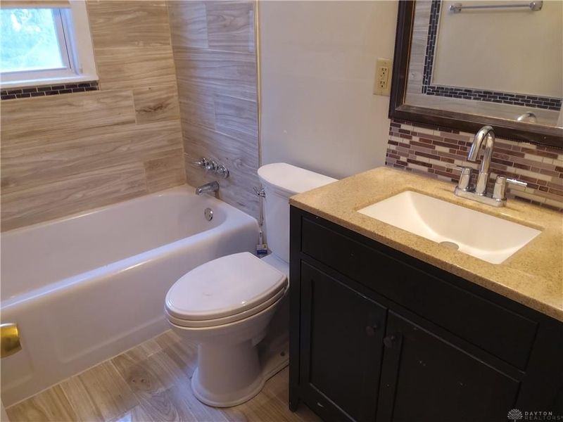 34 N Halloway Street, Dayton, OH 45417 Photo 8