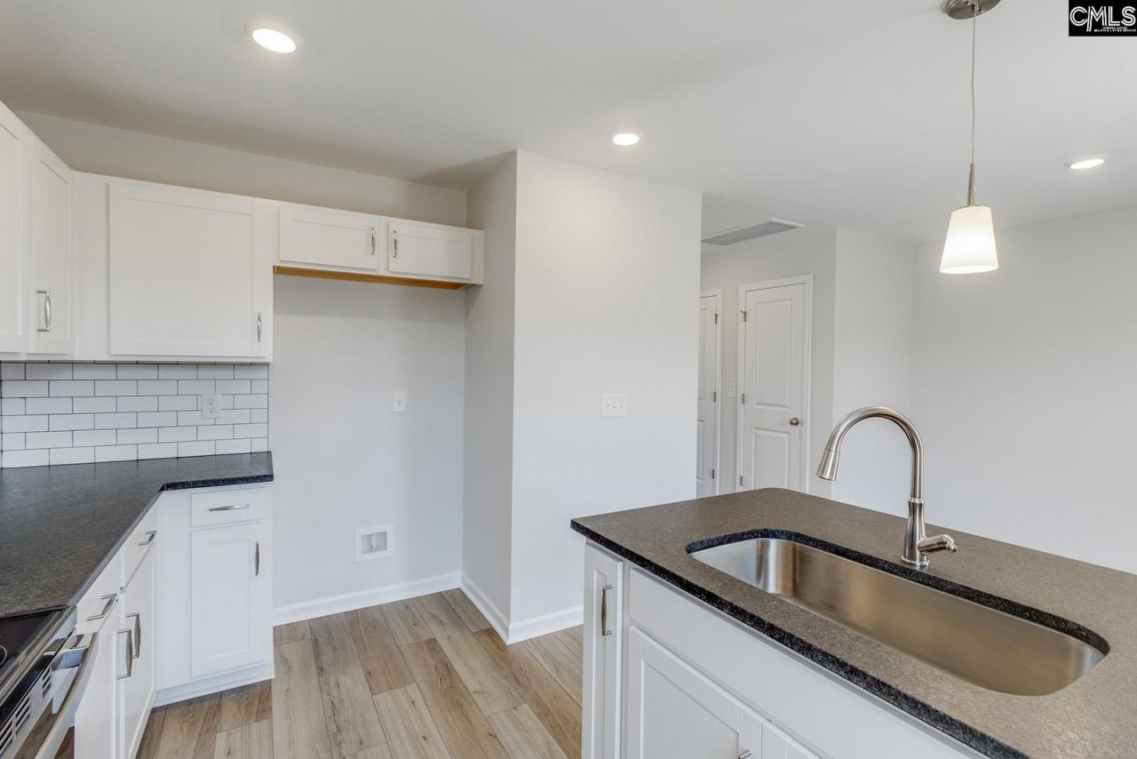 3062 Harborview Drive  Photo 10