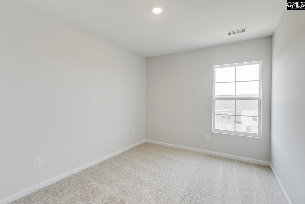 3062 Harborview Drive  Photo 23