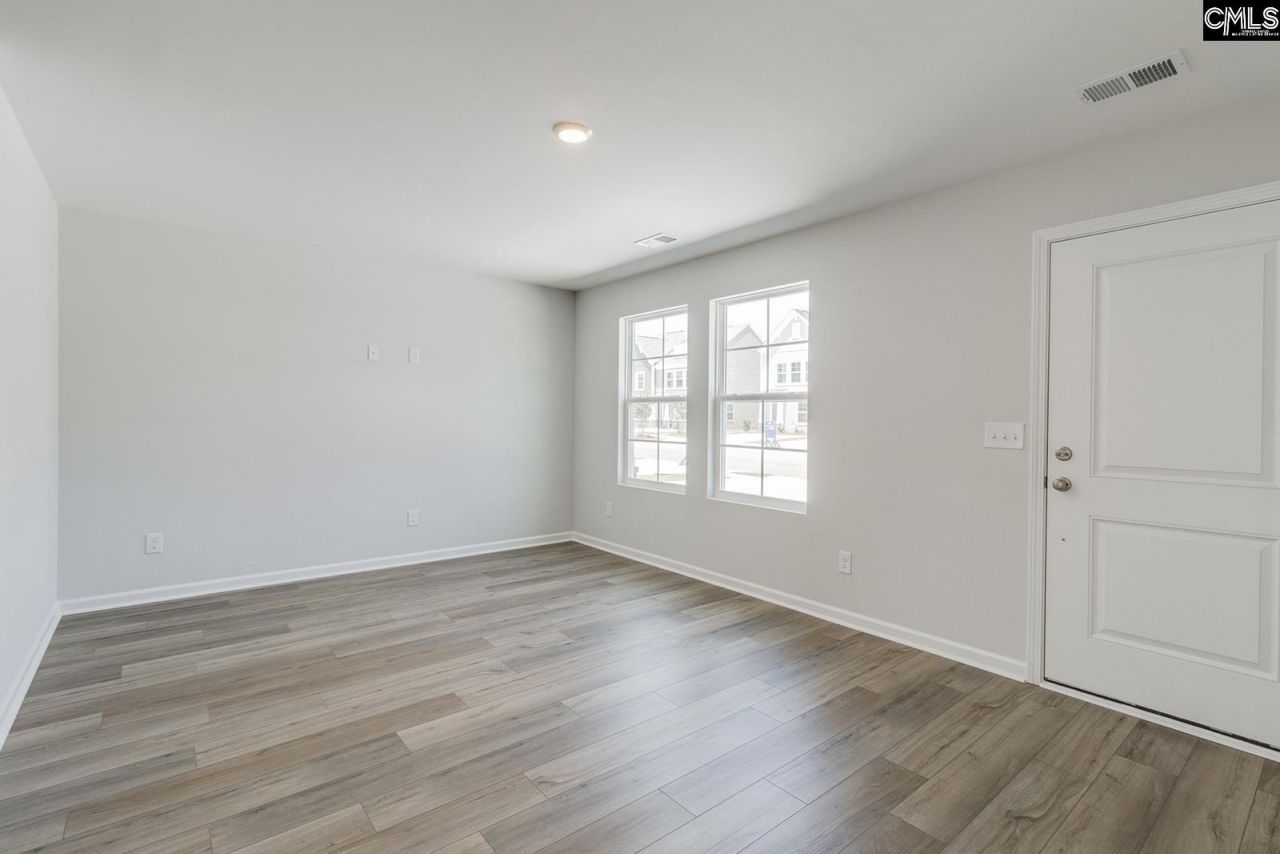 3062 Harborview Drive  Photo 7
