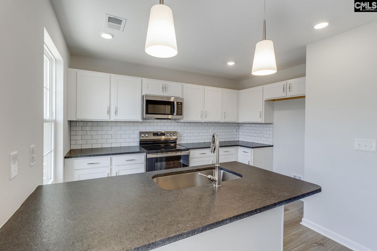 3062 Harborview Drive  Photo 9