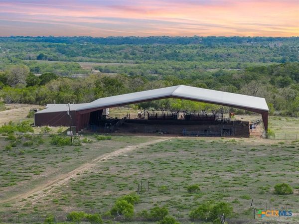 8519 State Park Road , Lockhart, TX 78644